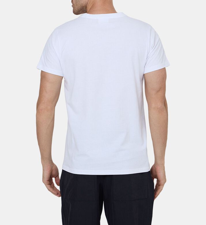 تيشيرت زافره قطن بشعار على الصدر