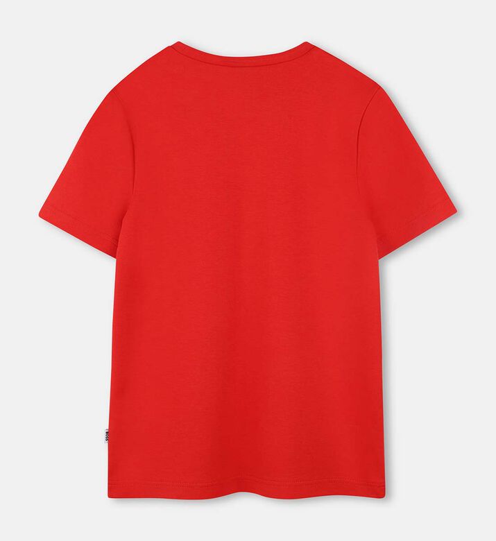 تيشيرت بطبعة مخلوق أسطوري