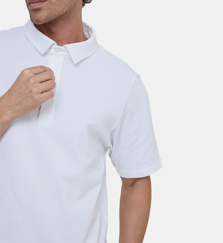 تيشيرت بولو بفتحة أزرار