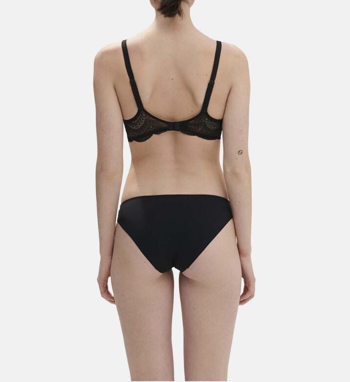 سروال داخلي كارما دانتيل متوسط الارتفاع