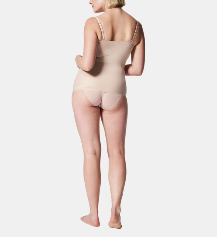 بلوزة كامي غير مرئية لتحديد الجسم