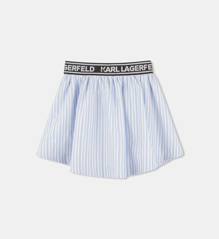 تنورة كلاسيكية بنقشة مخططة تنورة كلاسيكية بنقشة مخططة