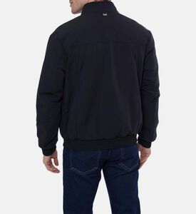 جاكيت برقبة عالية وسحاب إغلاق