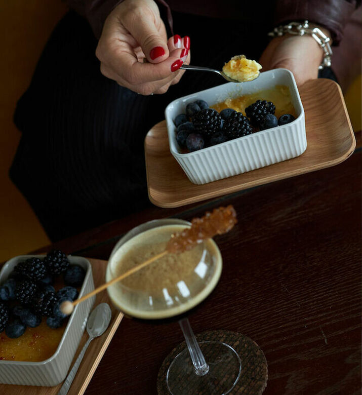 صحن هانا مستطيل من خشب البلوط صحن هانا مستطيل من خشب البلوط