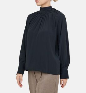 قميص فضفاض بياقة عالية