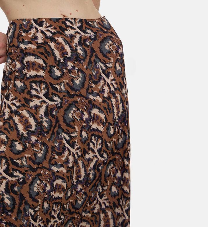 Ba and Sh All-over Print Flared Skirt, Model View Ba and Sh All-over Print Flared Skirt, Model View