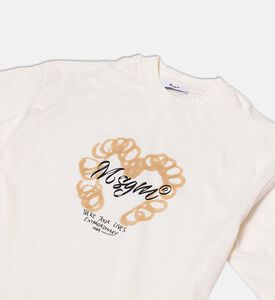 تيشيرت بقصة عادية وطبعة شعار