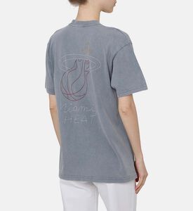 تيشيرت باتورو بياقة دائرية وخياطة مزدوجة