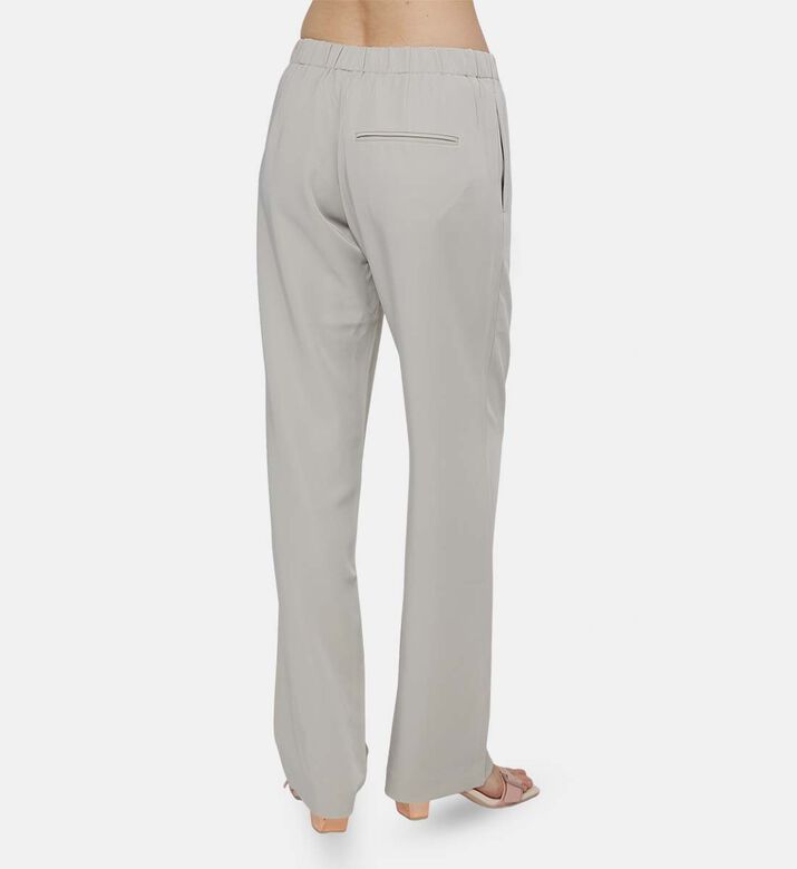 بنطال هويز بقصة عادية