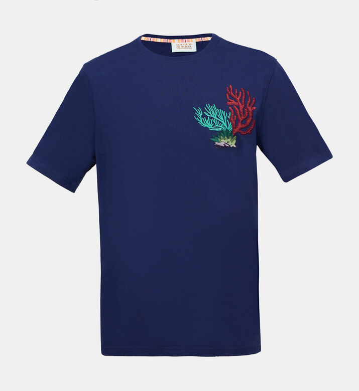 تيشيرت بأكمام قصيرة مطرزة بالمرجان