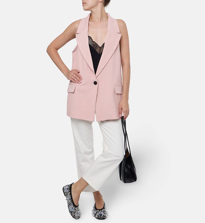 CAMILLA AND MARC Vest Rode, Model View