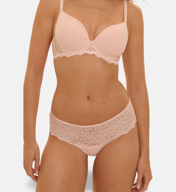 Simone Perele Shorty, Model View