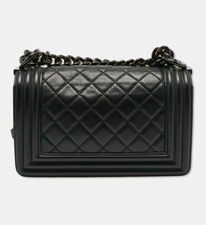 Chanel Preowned Chanel Black Quilted Leather Small Boy Flap Bag, Packshot View