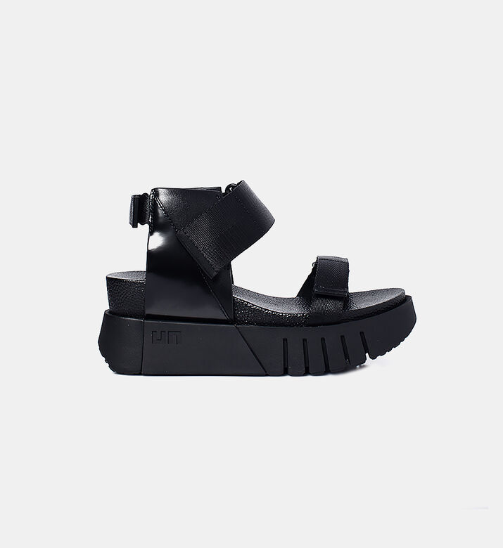 Delta Run Nude Sandal