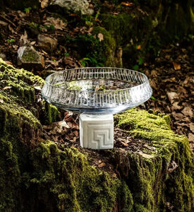 Minos Biscuit Base Centerpiece