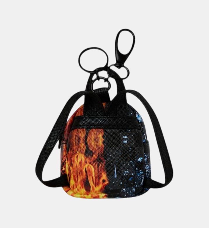 سلسلة مفاتيح بشكل حقيبة ظهر صغيرة بفم قرش فاير آند آيس