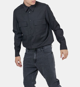 قميص بجيبين وغطاء قلاب