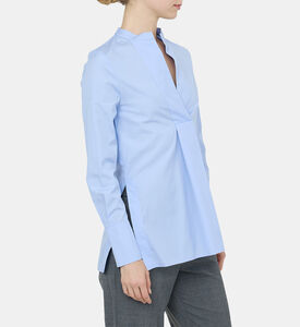 قميص قطن بياقة بشكل V