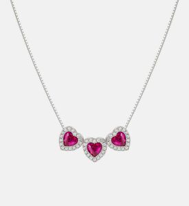قلادة أول ماي لوف فضية بقلب ثلاثي من زركونيا مكعبة حمراء