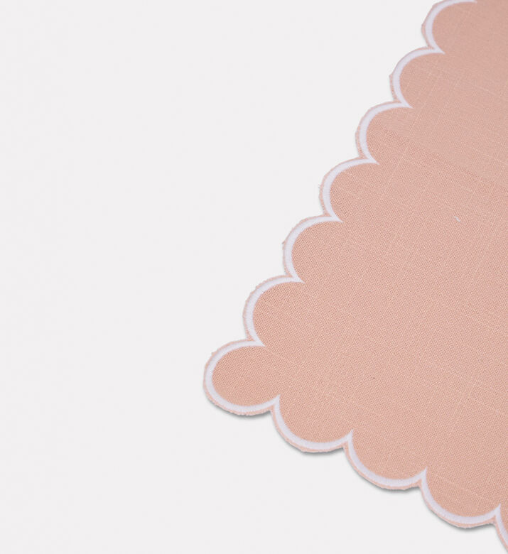 Home Deco and More Adelina Scalloped Design Napkin, Pink, Packshot View