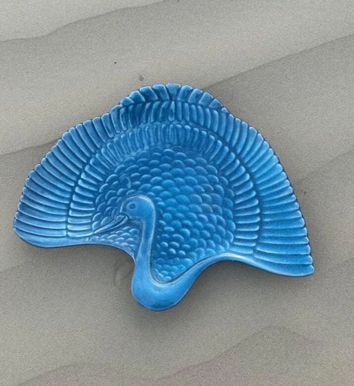 Tohfa Luxe Luxe Feza Artistic Ceramic Feather-shaped Platter, Packshot View