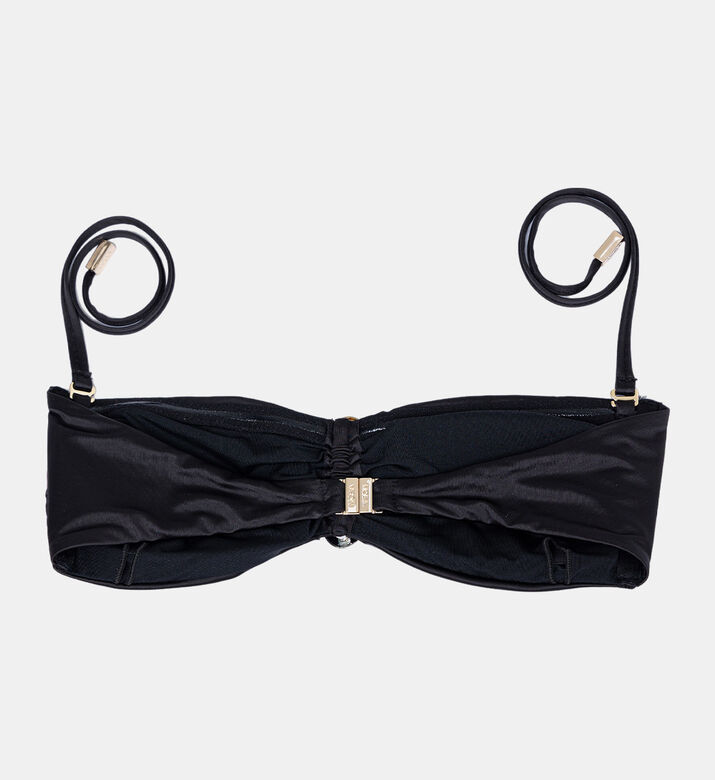 بلوزة بيكيني بدون حمالات