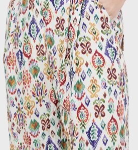 بنطال واسع الأرجل بتفاصيل عرقية