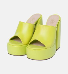 صندل من الجلد بنصف باو من كارين