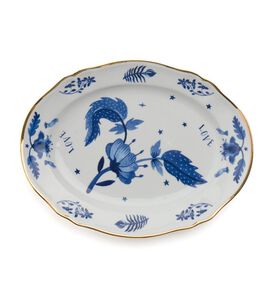 طبق بورسلين بيضاوي الشكل مزين بالزهور