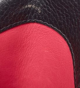 Louis Vuitton Taurillon Leather Python Capucines Bag Preowned Louis Vuitton Taurillon Leather Python Capucines Bag Preowned