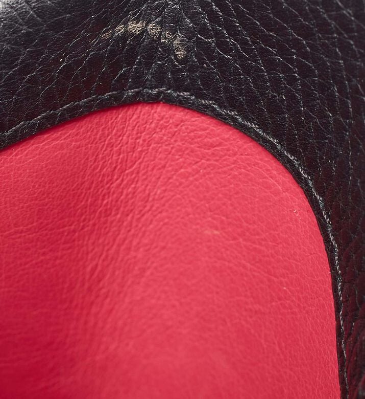 Louis Vuitton Taurillon Leather Python Capucines Bag Preowned Louis Vuitton Taurillon Leather Python Capucines Bag Preowned