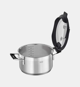Roesle High Casserole Middle 24 Cm, Packshot View Roesle High Casserole Middle 24 Cm, Packshot View