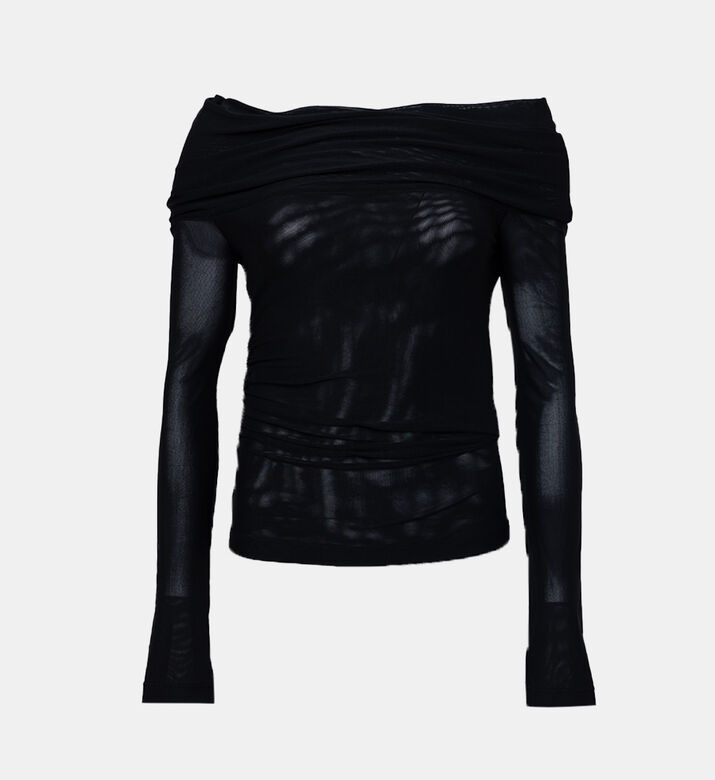 بلوزة شفافة مكشوفة الأكتاف