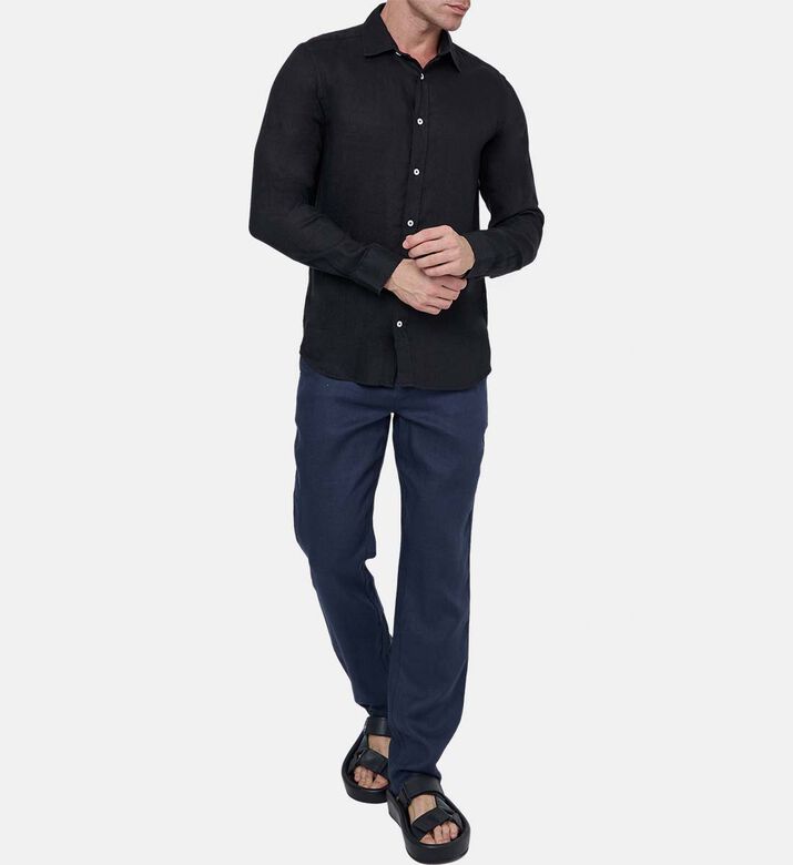 قميص كتان كلاسيكي بياقة بصف أزرار