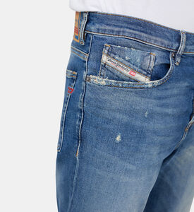 جينز يضيق نحو الاسفل دي-فينينغ 2005 09h45