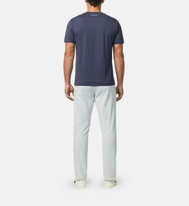 جاكيت رياضي بأكمام قصيرة وشعار