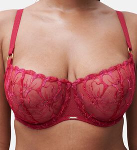 Chantelle Bra, Model View