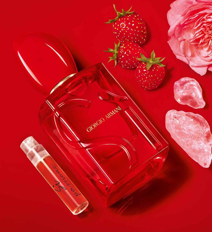 Si Passione Red Musk Eau De Parfum