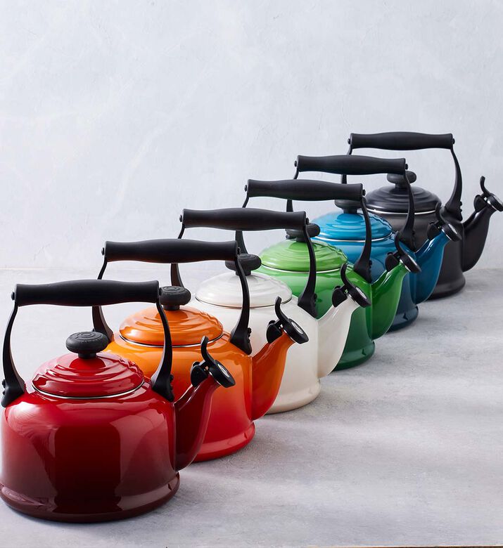 غلاية تقليدية على الموقد