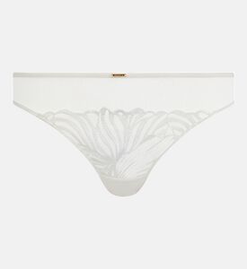 سروال داخلي بطبقة دانتيل مزينة بأزهار