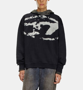 سويت شيرت بشعار العلامة