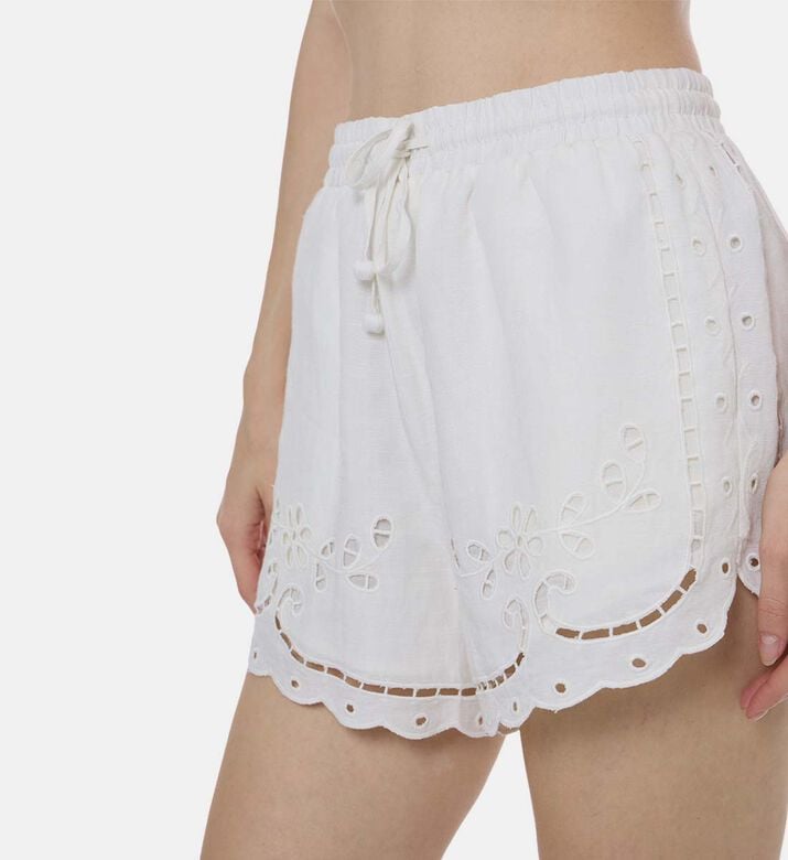 Floral-embroidery Elastic Waistband Shorts