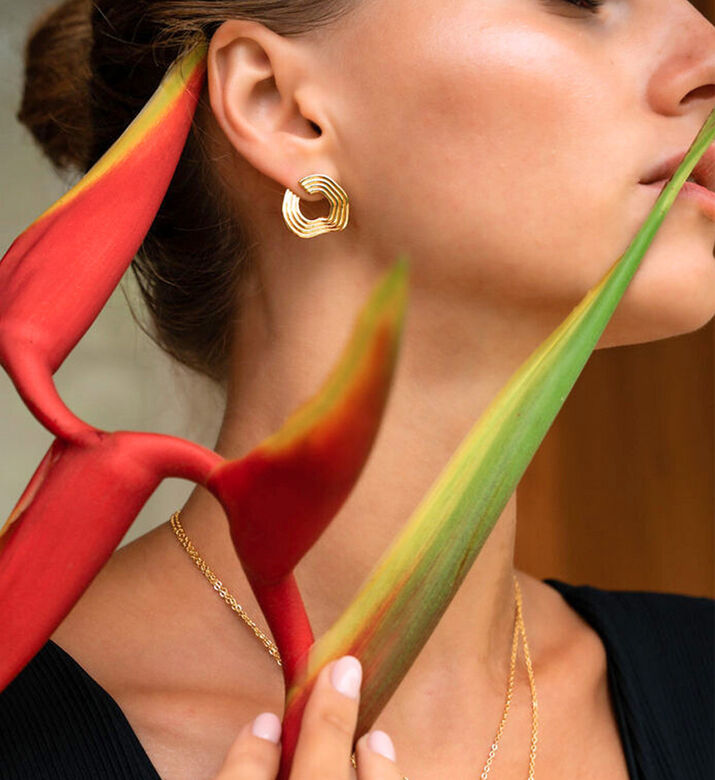 Ottoman Hands Wave Design Stud Earrings, Packshot View