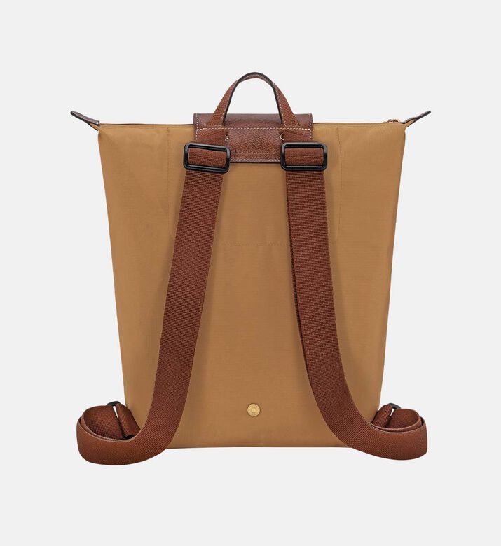 حقيبة ظهر خفيفة الوزن للغاية