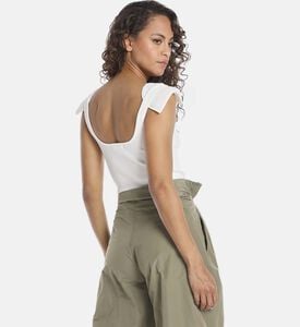 بلوزة بدون أكمام مع كتافات