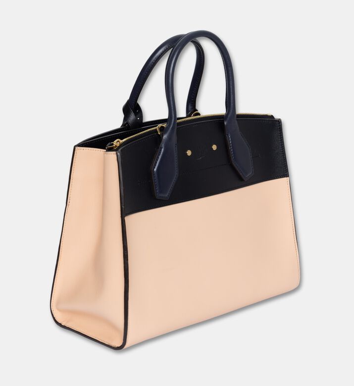 Louis Vuitton Bag Louis Vuitton, Packshot View
