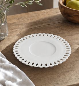 Thun Giulietta Carved Soup Plate, Model View
