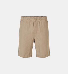 شورت غير رسمي بقصة ضيقة