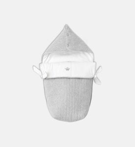 Crown Ribbed Baby Nest