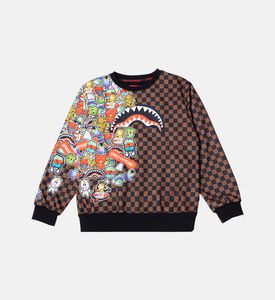 سويت شيرت بياقة مستديرة بطبعة ستيكر بومب